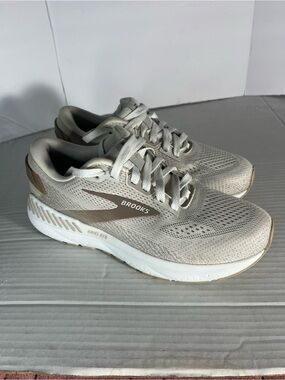Brooks Ariel GTS size 9.5
